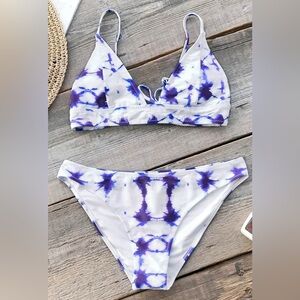 NWT Cupshe Blue Crush Tie-Die Bikini, Size Small
